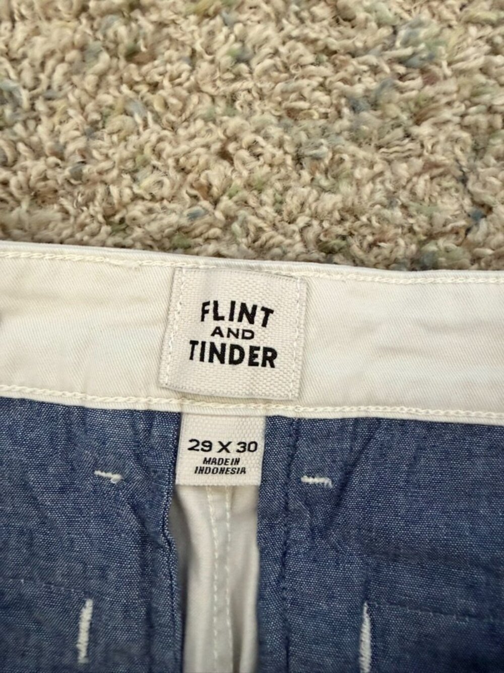 NWT Flint & Tinder Slim Fit 365 5-Pocket Pants Sz 29x30 Salt - Picture 4 of 6